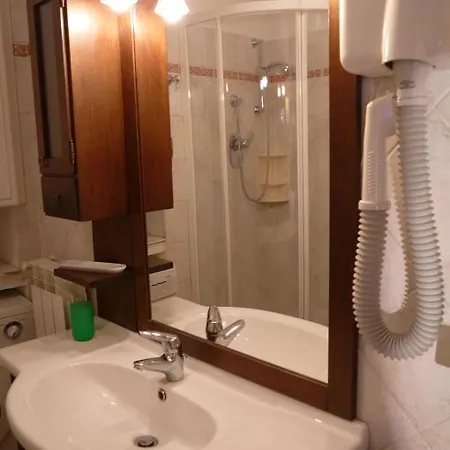 Calandra Apartment Rom